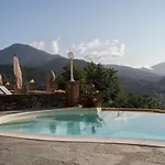Lice Verici Aparthotel Casarza Ligure