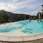 Lice Verici Aparthotel Casarza Ligure