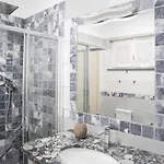 Lice Verici Aparthotel Casarza Ligure