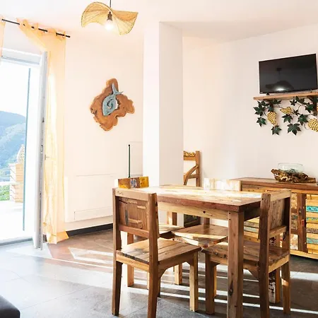Aparthotel Lice Verici Casarza Ligure