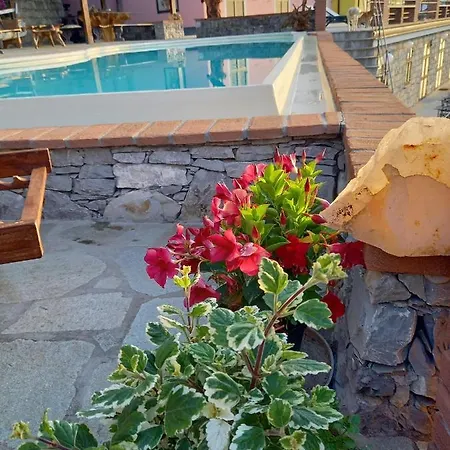 Lice Verici 公寓式酒店 4*